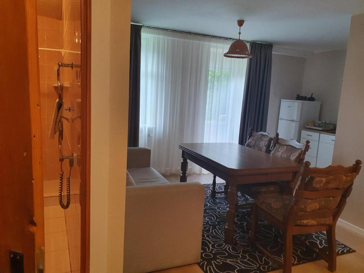 Laukdvaris Laukzeme Extérieur photo